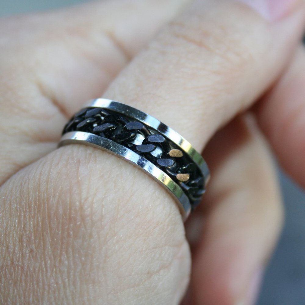 MENS SPINNER RING ★ BLACK CHAIN STAINLESS STEEL SILVER BIKER ROCKER PUNK